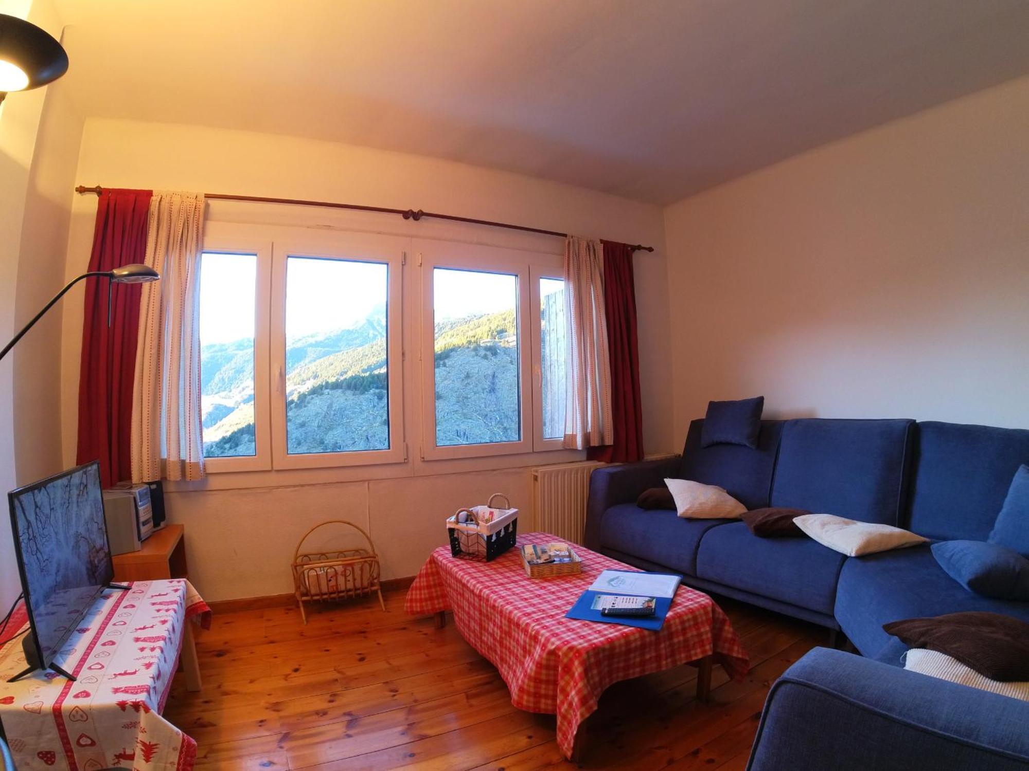 Paradis Apartament *